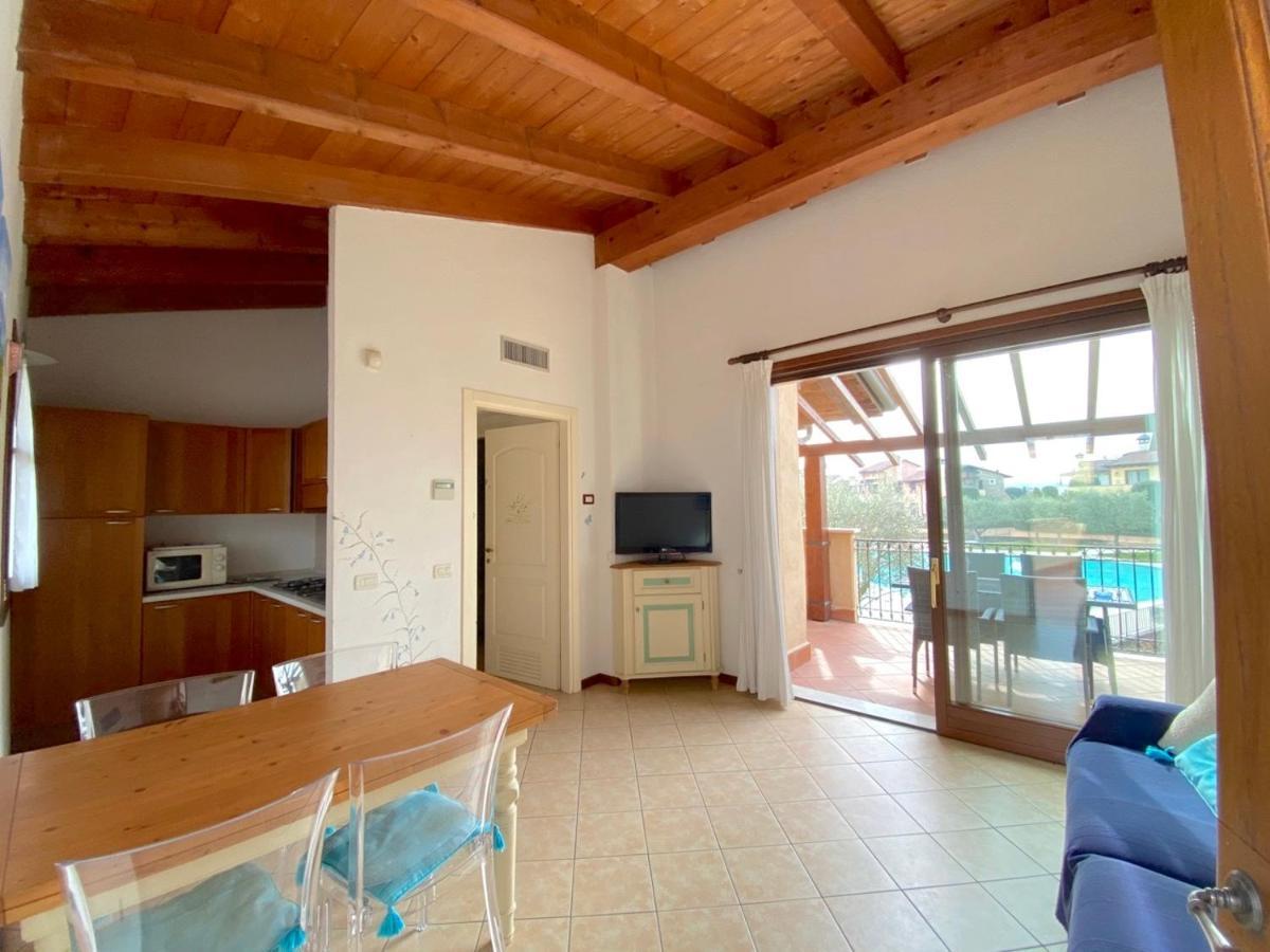 Resort Garda Village 3*